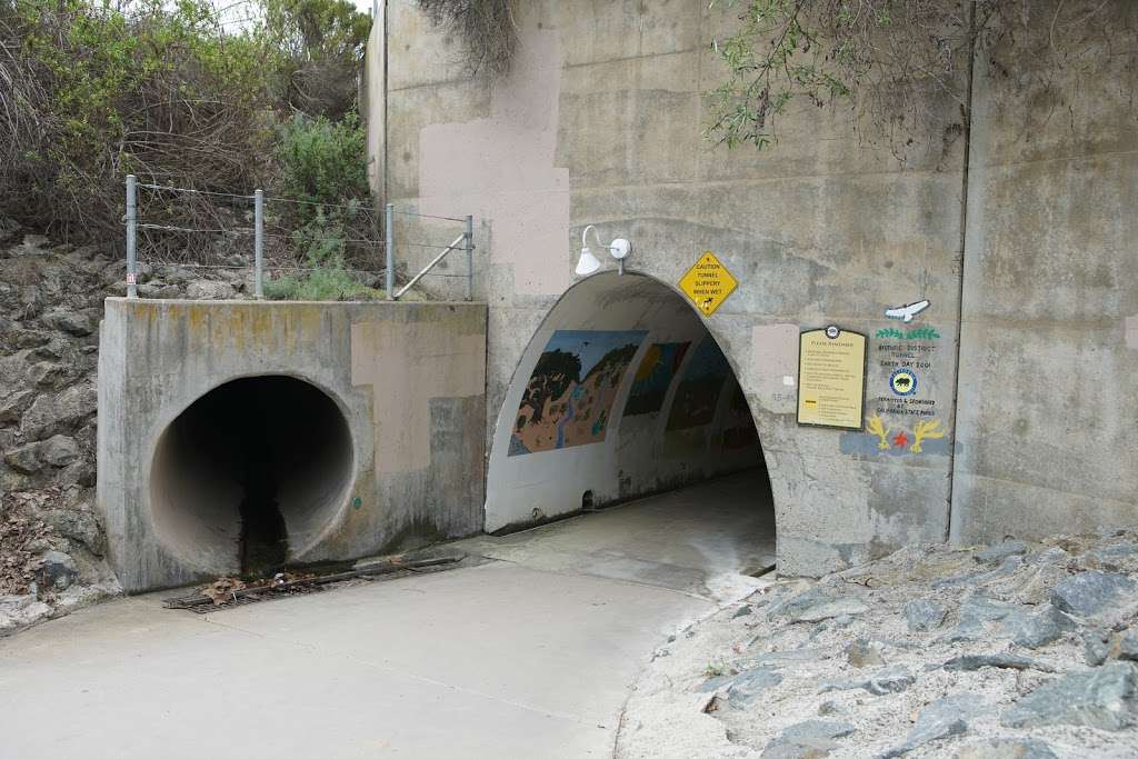 Crystal Cove public access tunnel to public beach. | Crystal Cove, Newport Coast, CA 92657