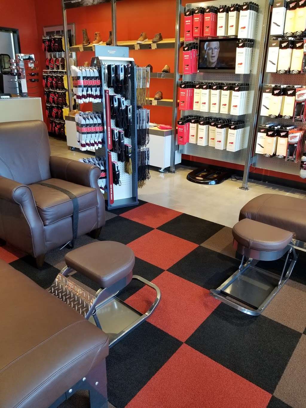 Red Wing | 7909 Indianapolis Blvd, Hammond, IN 46324 | Phone: (219) 803-2803