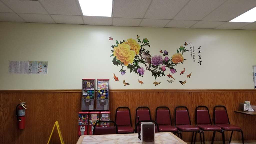 China Garden Chinese Restaurant | United States, Illinois, Elburn, Valley Dr, E邮政编码: 60119 | Phone: (630) 365-3833