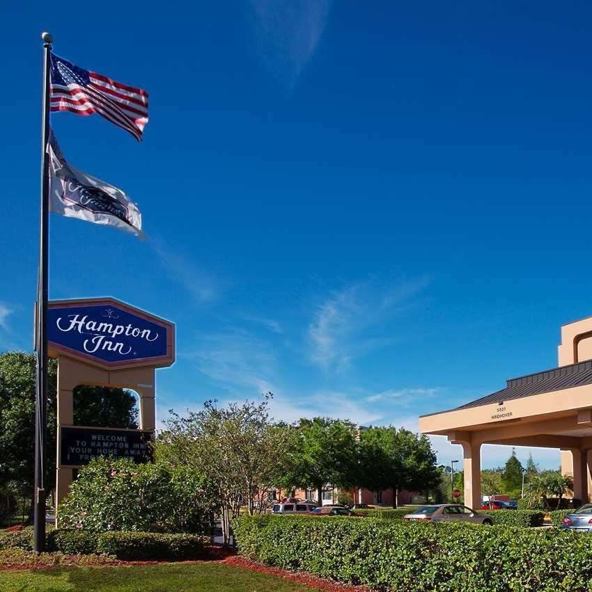 Hampton Inn closest to Universal Orlando | 5621 Windhover Dr, Orlando, FL 32819, USA | Phone: (407) 351-6716