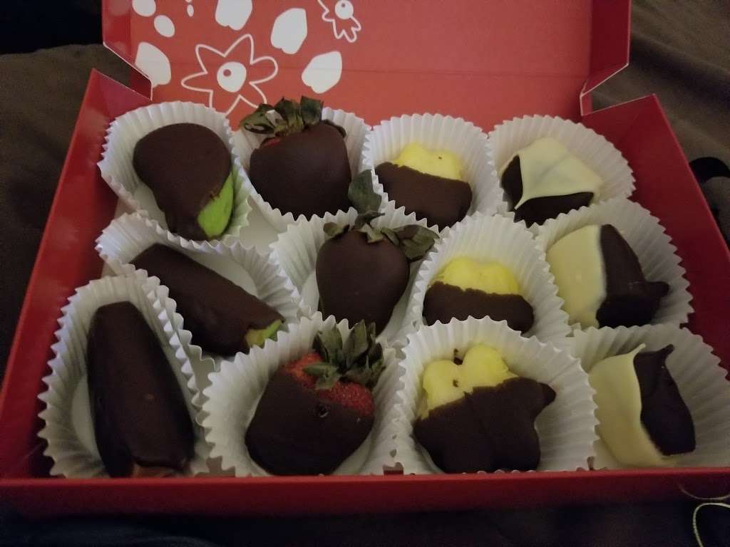 Edible Arrangements | 6153 Ridge Ave Unit A, Philadelphia, PA 19128, USA | Phone: (215) 483-5727