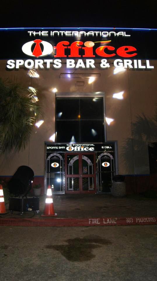 The International Office Sports Bar & Grill | 13700 Beechnut St, Houston, TX 77083, USA | Phone: (281) 530-1302