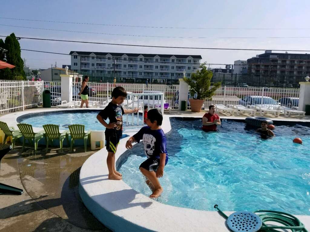 Viking Motel | 6400 Ocean Ave, Wildwood Crest, NJ 08260, USA | Phone: (609) 522-6610