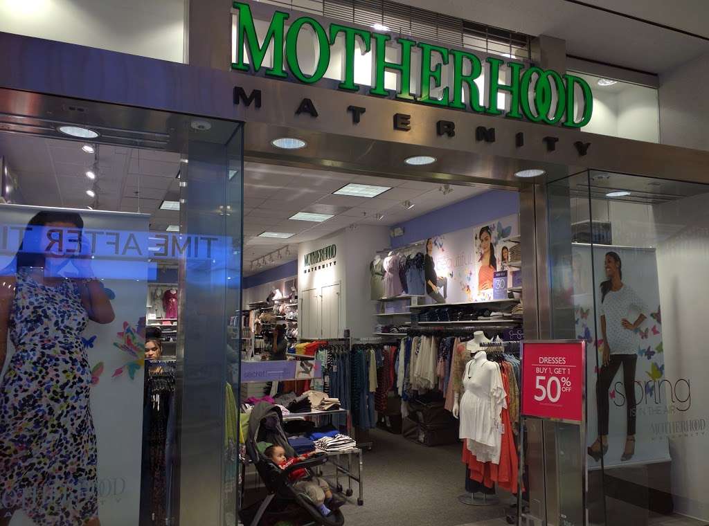 Motherhood Maternity Gateway Shopping Center | 285 Swedesford Rd, Wayne, PA 19087, USA | Phone: (484) 254-4859