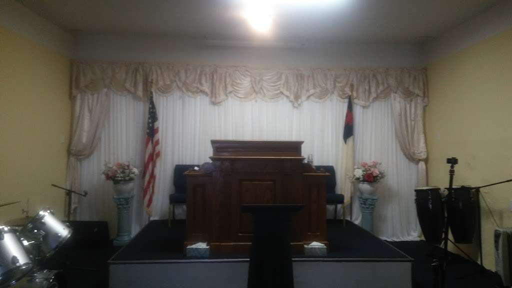 Iglesia Pentecostal Camino Al Cielo | 3511 N Philip St, Philadelphia, PA 19140, USA | Phone: (267) 266-8952
