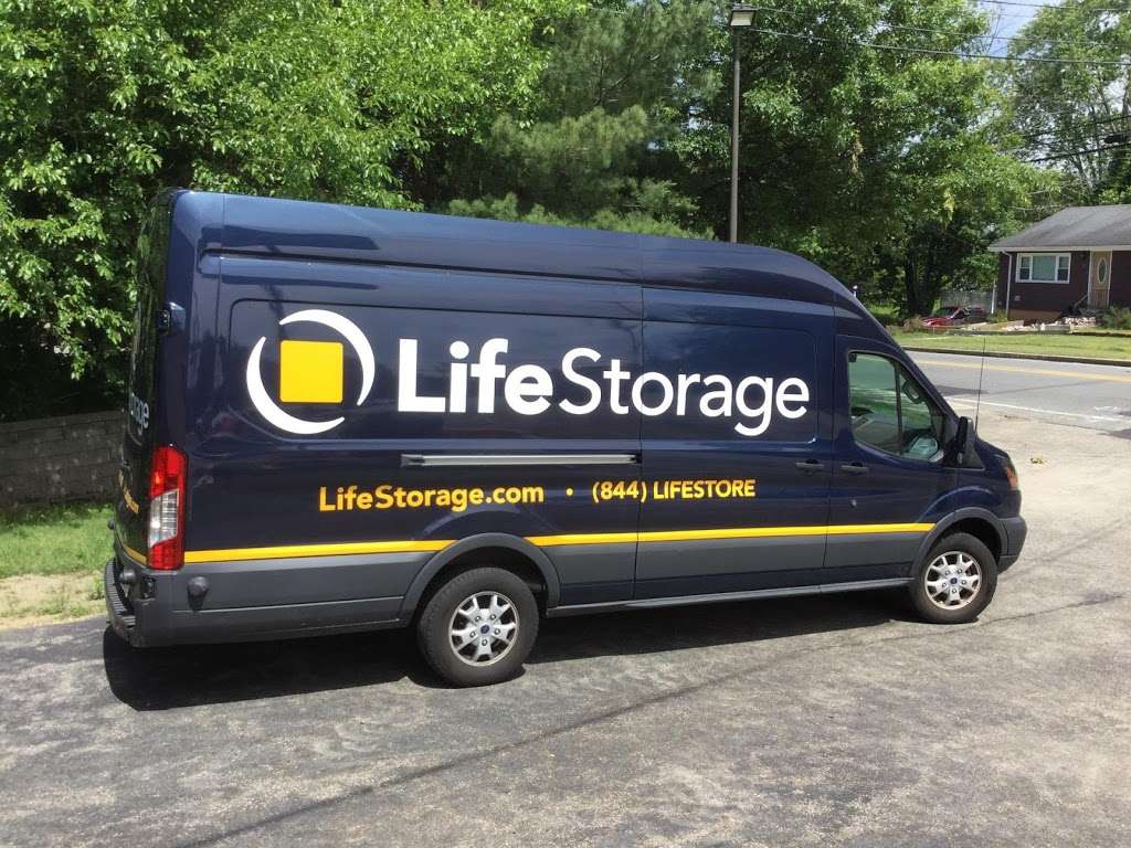 Life Storage | 114 Pleasant Valley St, Methuen, MA 01844, USA | Phone: (978) 689-3310