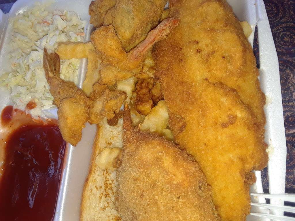 Tonys Shrimp Gallery | 2701 S Richey St, Houston, TX 77017, USA | Phone: (713) 946-6670