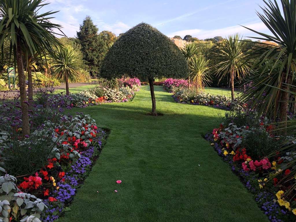 Sydenham Wells Park | Taylors Ln, London SE26 6LA, UK