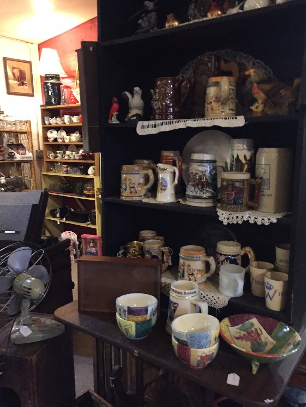 Fisher Antiques | 134 E Main St, Midway, KY 40347, USA | Phone: (859) 475-7440