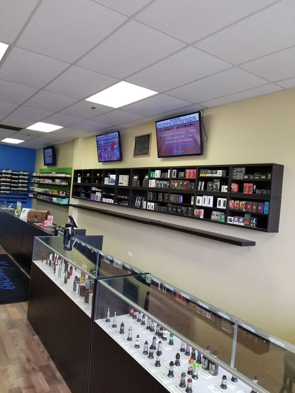 Kalamazoo Vapor - Gurnee | 1333 N Delany Rd, Gurnee, IL 60031, USA | Phone: (224) 656-5785