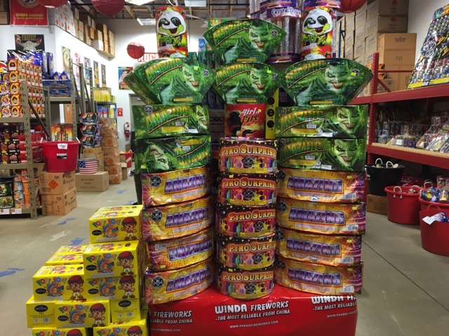 Boom Town Fireworks | 720 Joliet St, Dyer, IN 46311 | Phone: (847) 722-6800