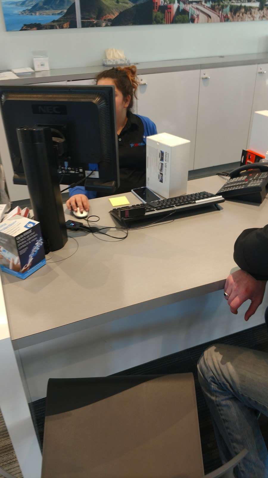 U.S. Cellular | 16720 W Bluemound Rd, Brookfield, WI 53005, USA | Phone: (262) 641-5000