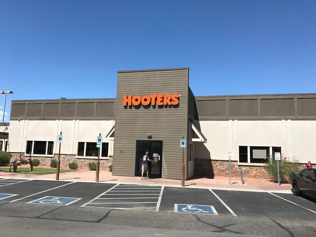 Hooters | 1170 Sunmount Dr, El Paso, TX 79925, USA | Phone: (915) 778-9464