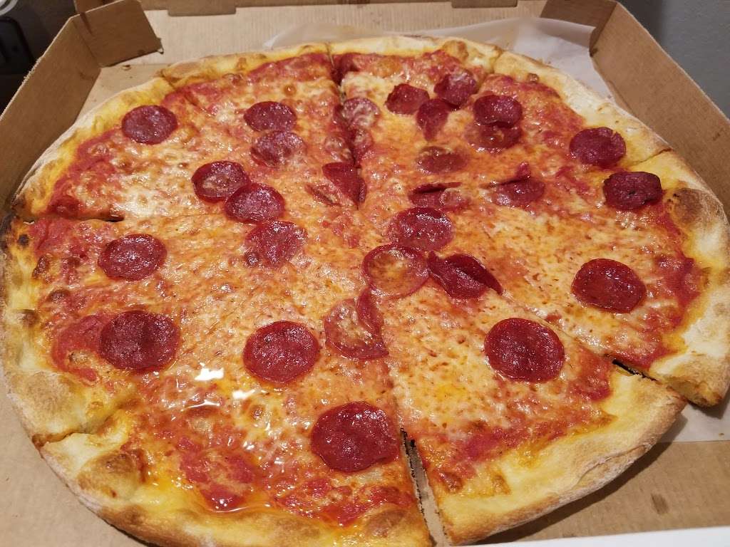 Adams Pizza | 340 S Main St, Manville, NJ 08835 | Phone: (908) 725-3020