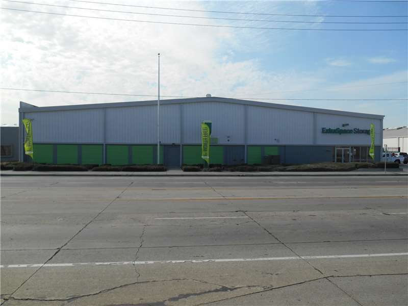 Extra Space Storage | 6401 San Leandro St, Oakland, CA 94621 | Phone: (510) 382-1600