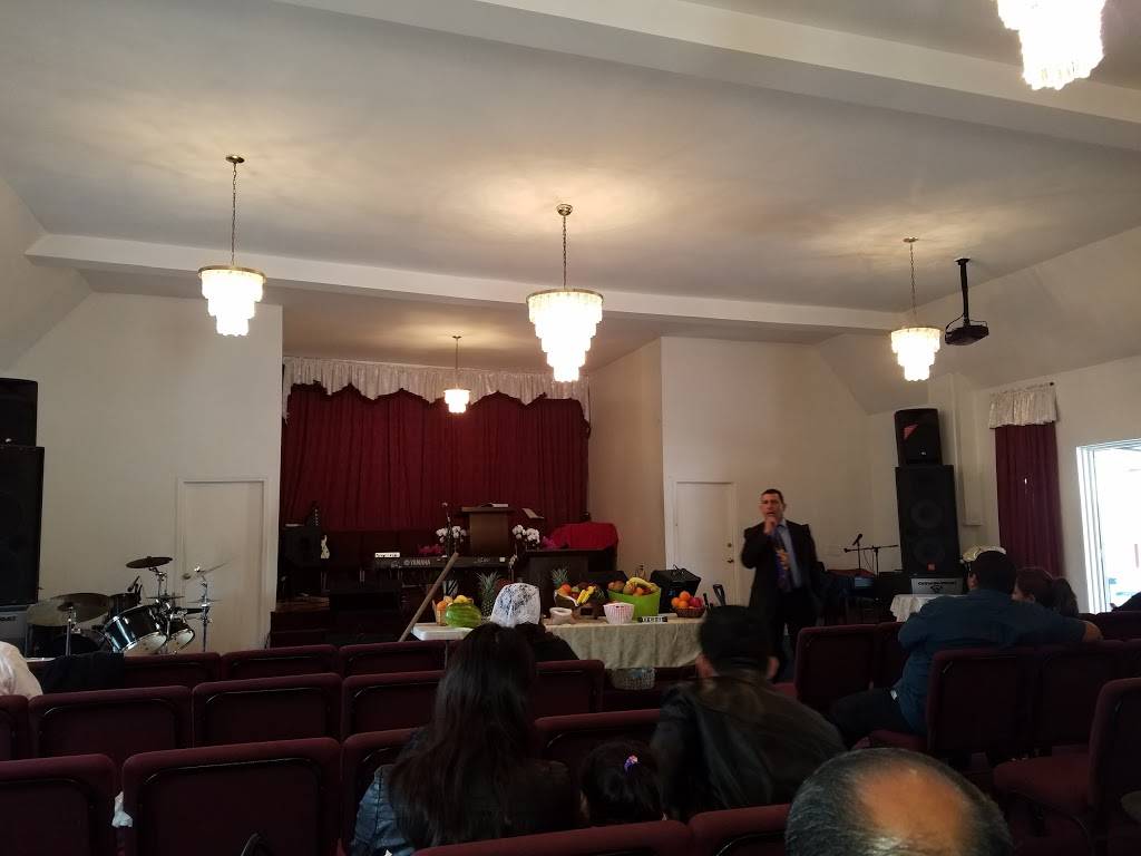 Iglesia Misionera La Voz De Dios | 9405 S Main St, Los Angeles, CA 90003, USA | Phone: (323) 787-9227