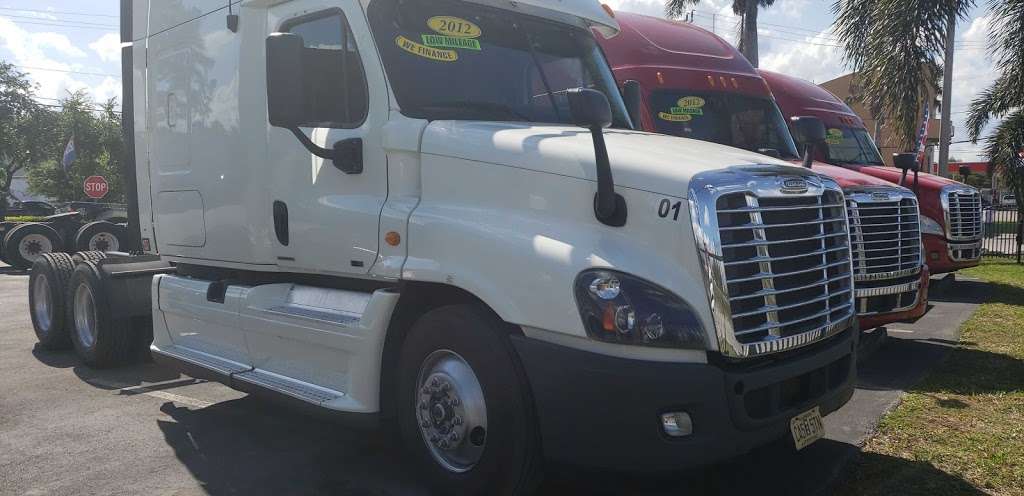 JATI TRUCK SALES - store  | Photo 8 of 10 | Address: 11400 NW South River Dr, Medley, FL 33178, USA | Phone: (786) 725-8790