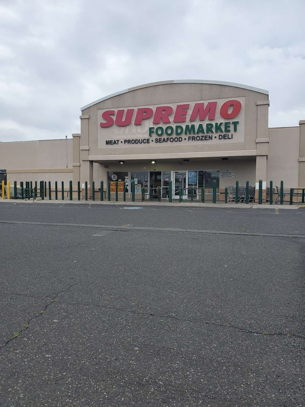 Supremo Food Market | 7500 South Crescent Boulevard Rt. 130 South, Pennsauken Township, NJ 08109 | Phone: (856) 663-3233