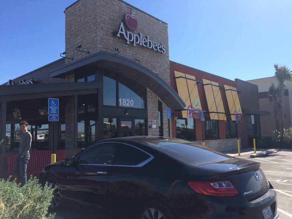 Applebees Grill + Bar | 1820 US-181, Portland, TX 78374, USA | Phone: (361) 643-2489