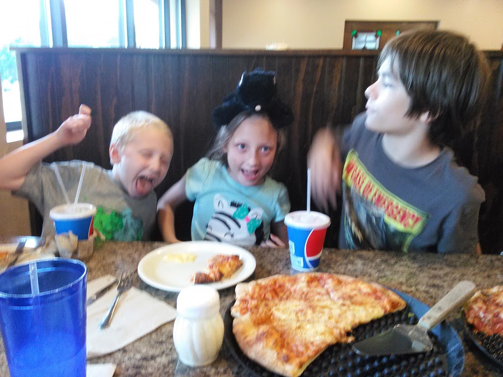 Chicagos Pizza | 1031 N State St, Greenfield, IN 46140, USA | Phone: (317) 462-3131