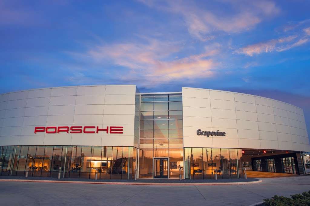 Park Place Porsche Grapevine Service Center | 1280 Texan Trail, Grapevine, TX 76051, USA | Phone: (817) 310-9323