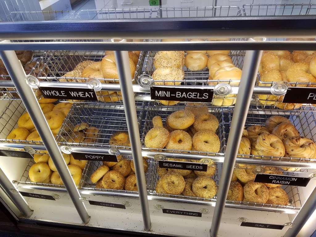 Wow Bagel | 6864 Fresh Pond Rd, Ridgewood, NY 11385, USA | Phone: (718) 381-5700