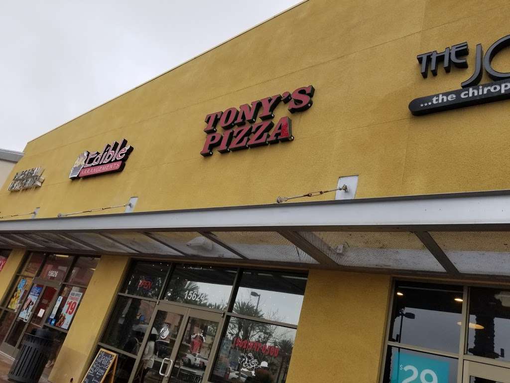 Tonys Pizza | 15624 Whittwood Ln, Whittier, CA 90603, USA | Phone: (562) 947-0500