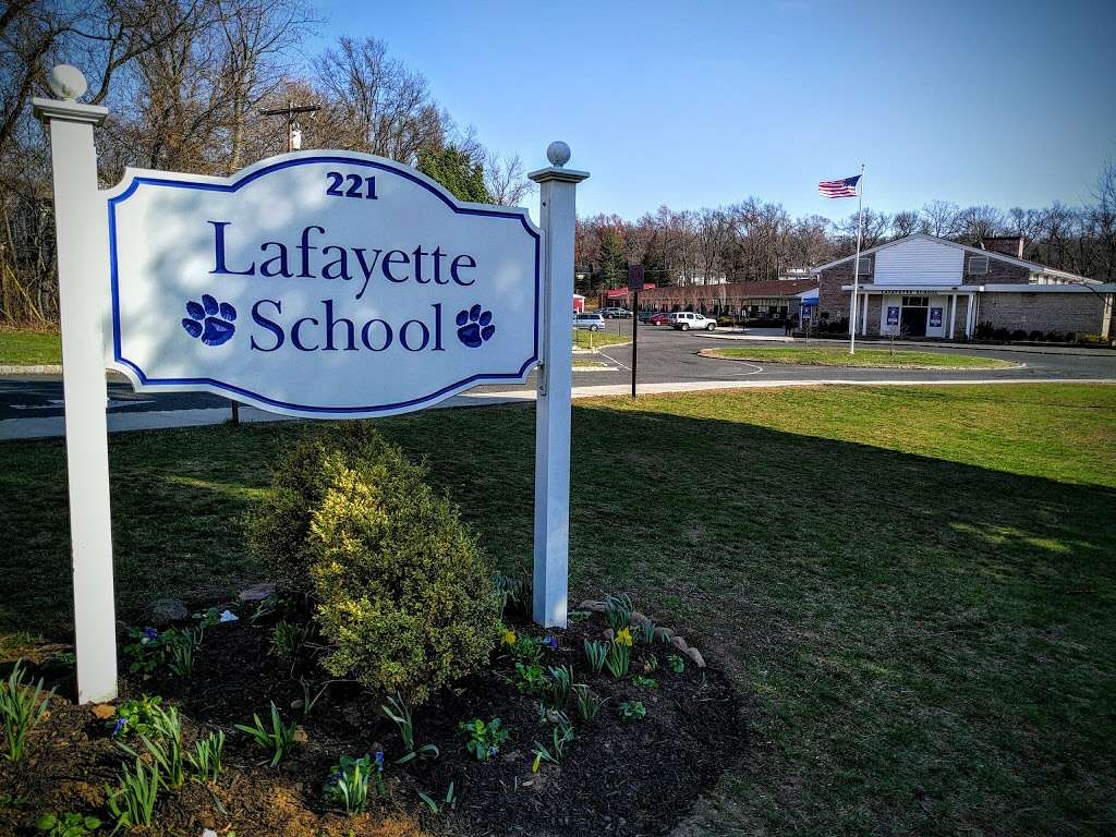 Lafayette School | 221 Lafayette Ave, Chatham Township, NJ 07928, USA | Phone: (973) 635-8694