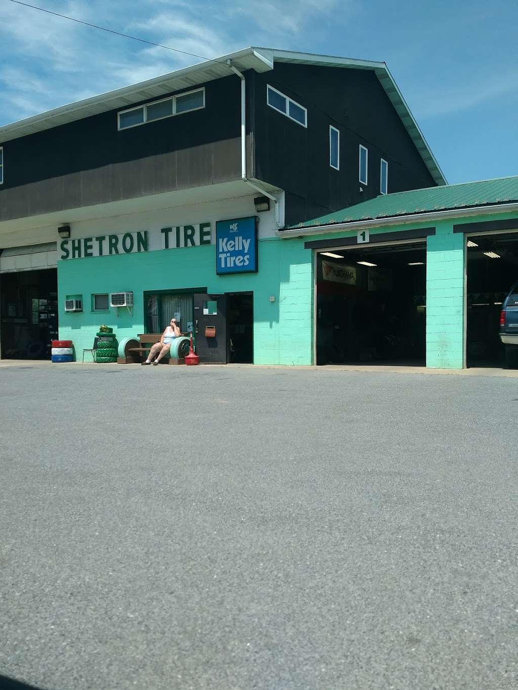 Shetrons Tire Service | 143-147 W Orange St, Shippensburg, PA 17257, USA | Phone: (717) 532-6448