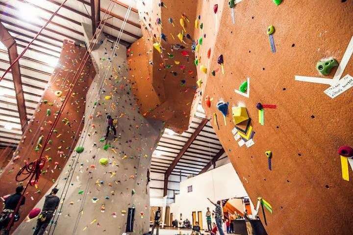 Vertical Rock Indoor Climbing Center | 10225 Nokesville Rd, Manassas, VA 20110, USA | Phone: (855) 822-5462