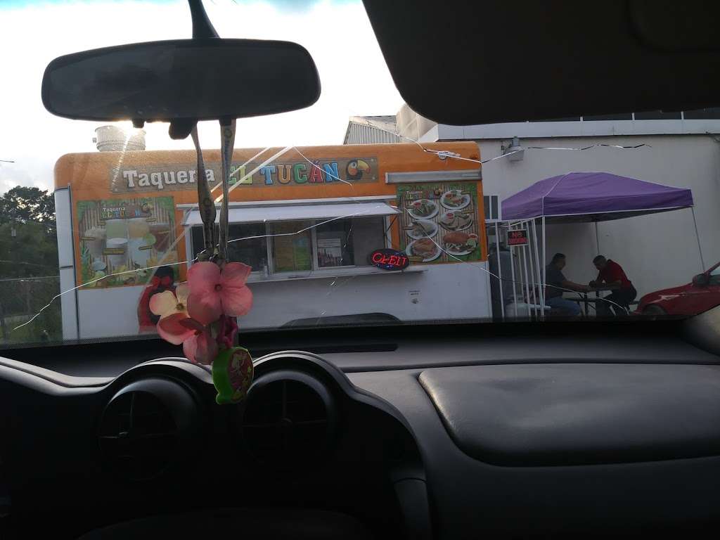 Log Cabin Grocery | 12005 TX-249, Houston, TX 77086, USA | Phone: (281) 591-1163