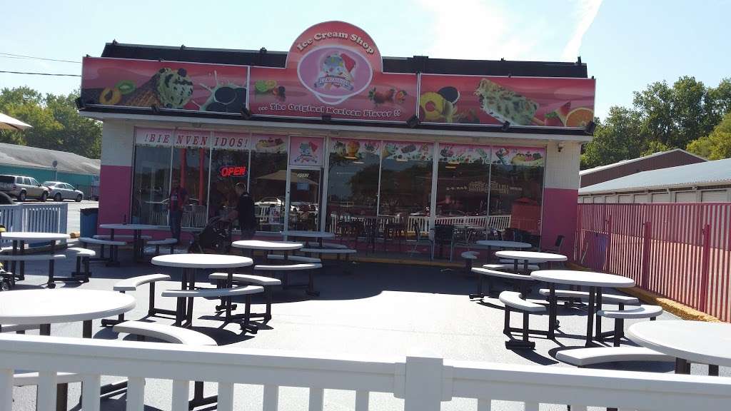 La Michoacana Premium | 2052 N Lewis Ave, Waukegan, IL 60087, USA | Phone: (847) 672-4273