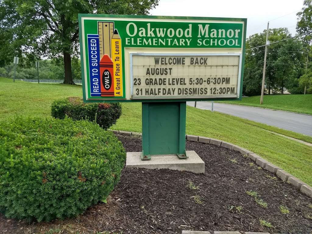 Oakwood Manor Elementary School | 5900 N Flora Ave, Kansas City, MO 64118, USA | Phone: (816) 321-5180