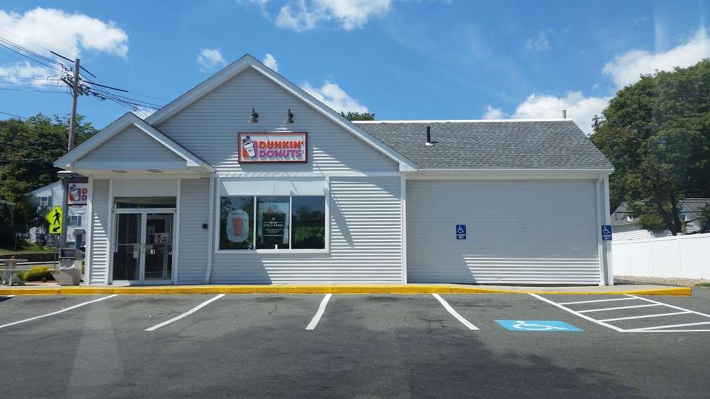 Dunkin Donuts | 128 Franklin St, Stoneham, MA 02180, USA | Phone: (781) 279-0153