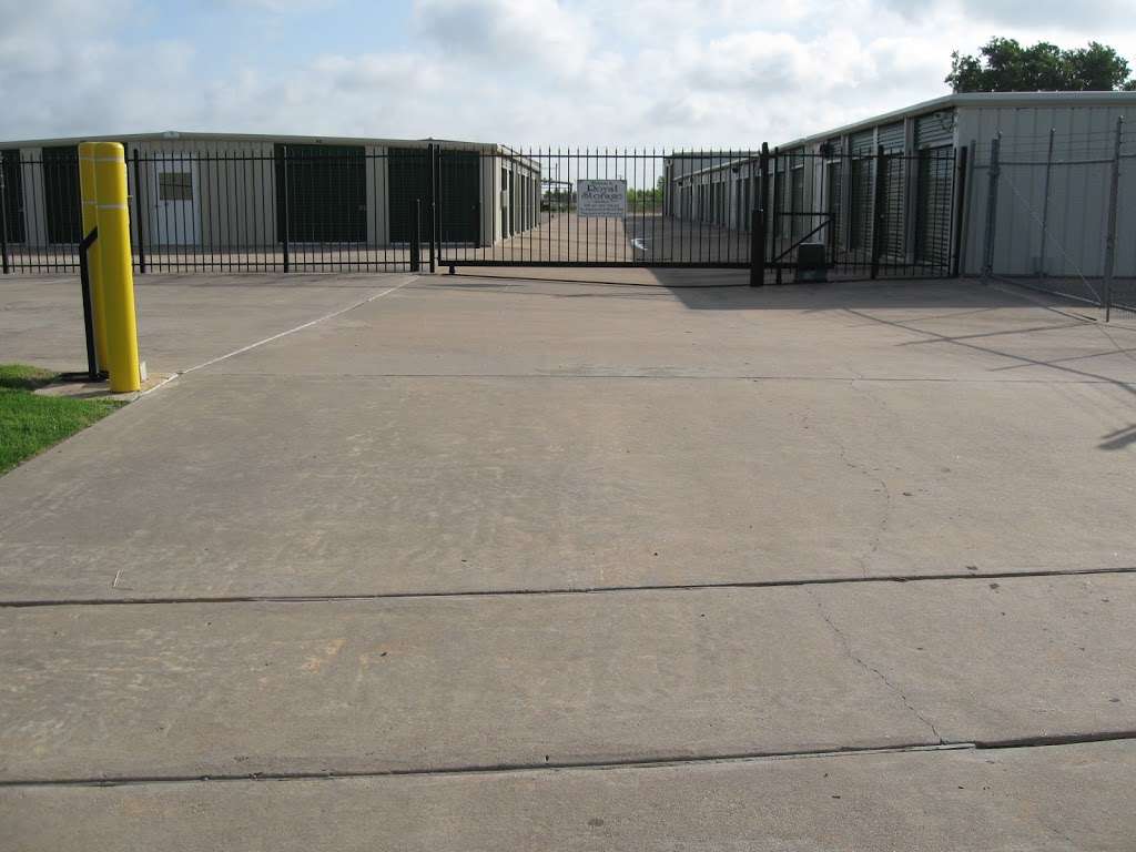 Royal Storage of Pattison | 3124 Farm to Market 359, Pattison, TX 77466, USA | Phone: (281) 375-8008