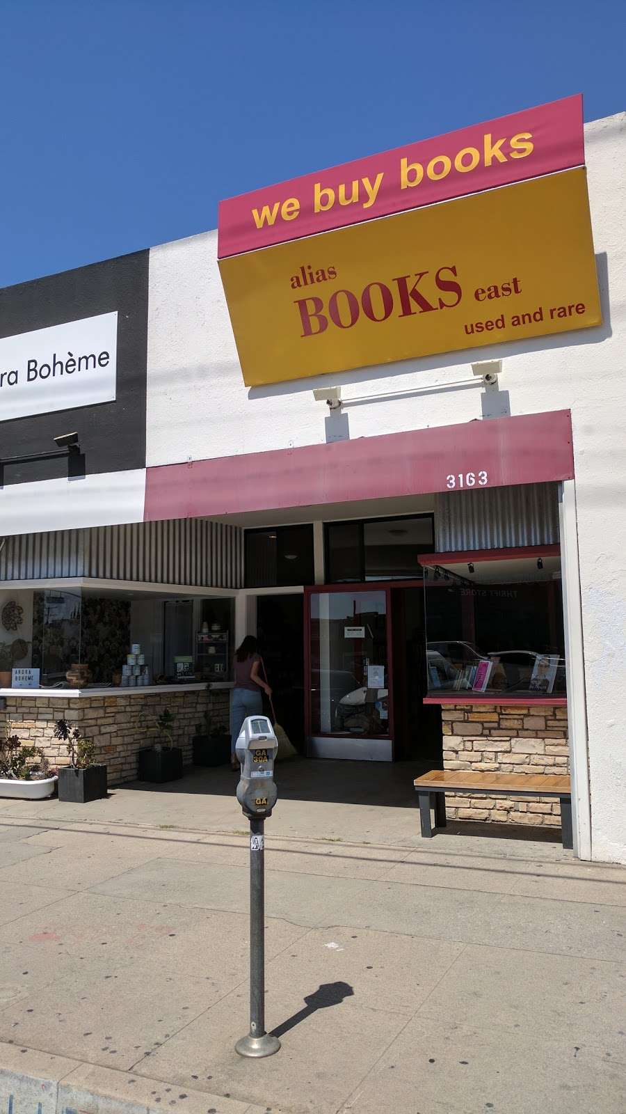 Alias Books East | 3163 Glendale Blvd, Los Angeles, CA 90039, USA | Phone: (323) 661-9000