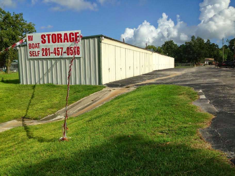 Morrison Enterprise Boat, RV & Mini Storage | 15608 S Brentwood St, Channelview, TX 77530, USA | Phone: (281) 457-0586