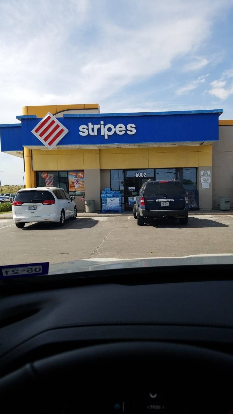 Stripes Convenience Store | 5002 E Saunders St, Laredo, TX 78041 | Phone: (956) 717-8539