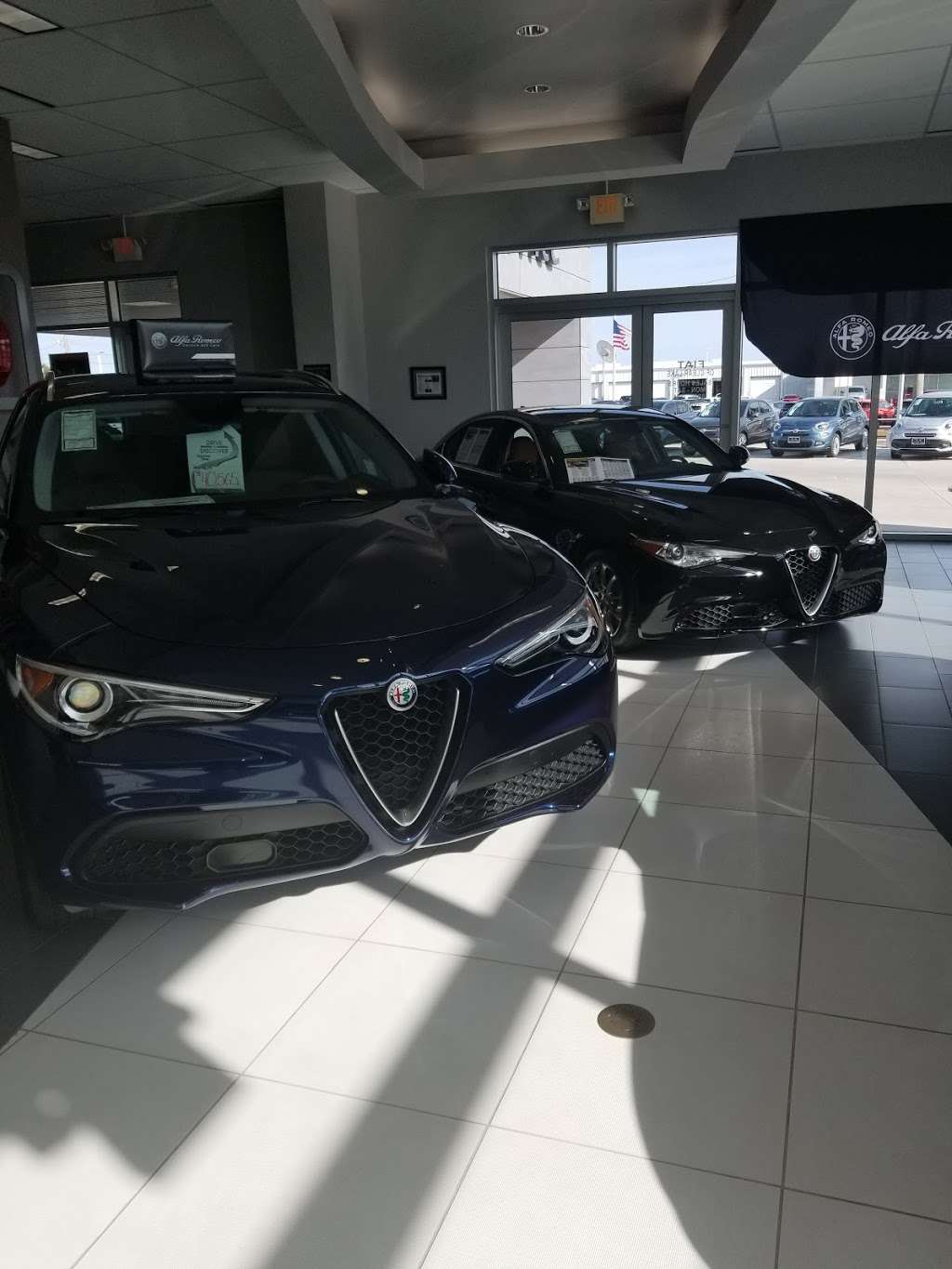 Alfa Romeo of Clear Lake | 15695 Gulf Fwy, Webster, TX 77598 | Phone: (281) 677-4300