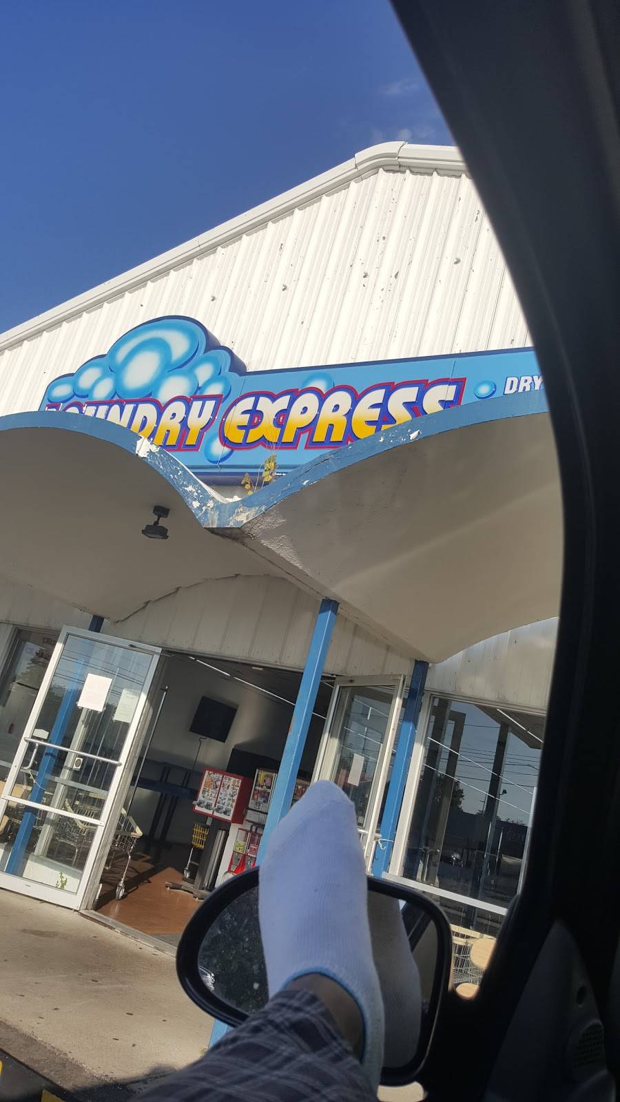 Laundry Express | 1136 N Byrne Rd, Toledo, OH 43607, USA | Phone: (419) 536-1999