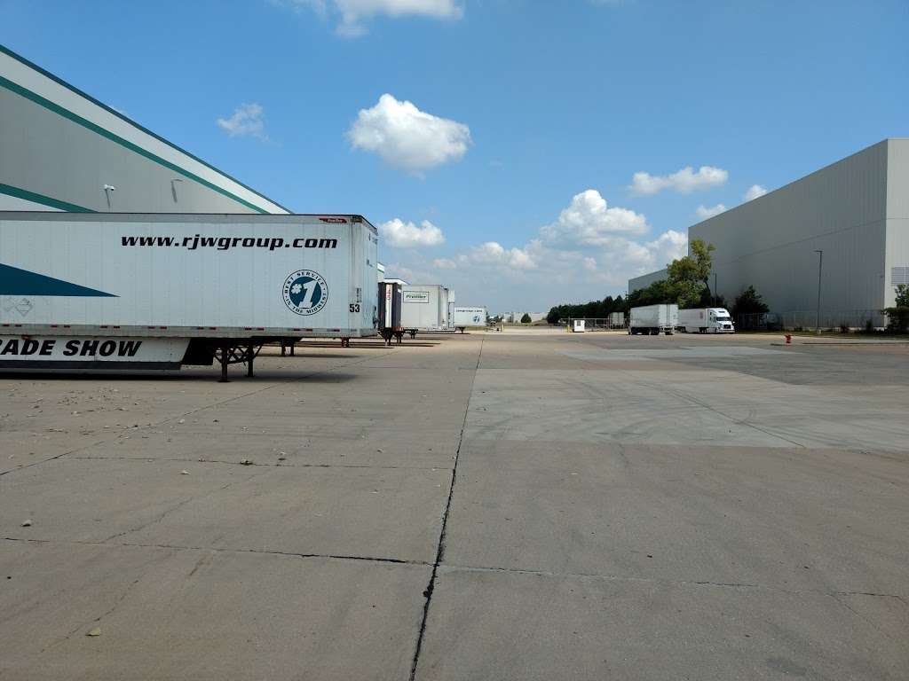 RJW Transport | 1000 Veterans Pkwy, Bolingbrook, IL 60440, USA