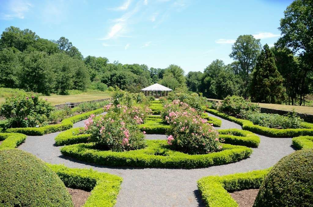 Deep Cut Gardens | 152 Red Hill Rd, Middletown, NJ 07748, USA | Phone: (732) 842-4000