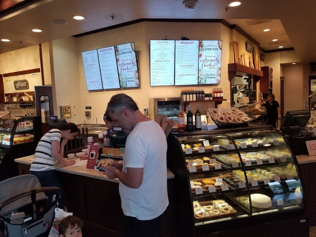 la Madeleine French Bakery & Café Florida Mall | Florida Mall, 8001 S Orange Blossom Trail #202, Orlando, FL 32809 | Phone: (407) 409-7784