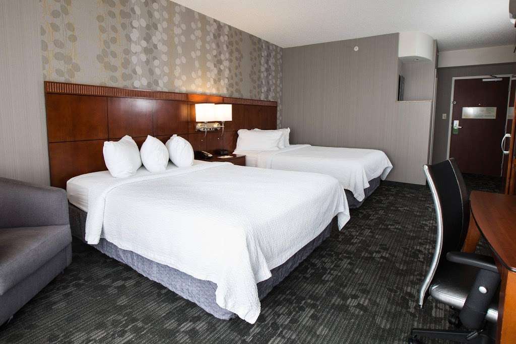 Courtyard by Marriott Winchester Medical Center | 300 Marriott Dr, Winchester, VA 22603, USA | Phone: (540) 678-8822