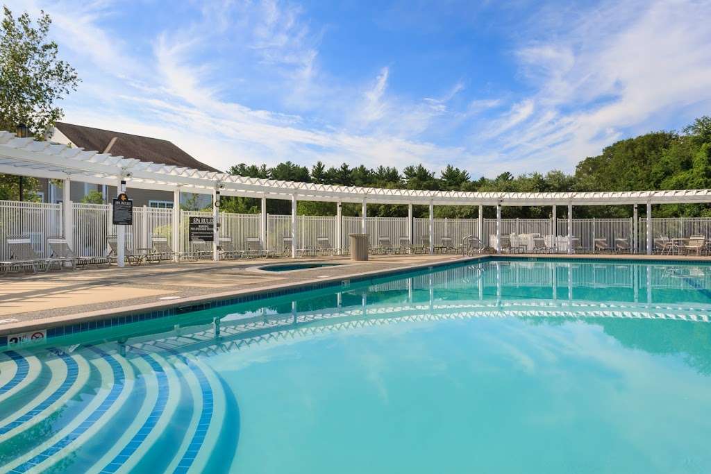 Chestnut Farm Apartments | 100 Chestnut Farm Way, Raynham, MA 02767 | Phone: (508) 822-5959