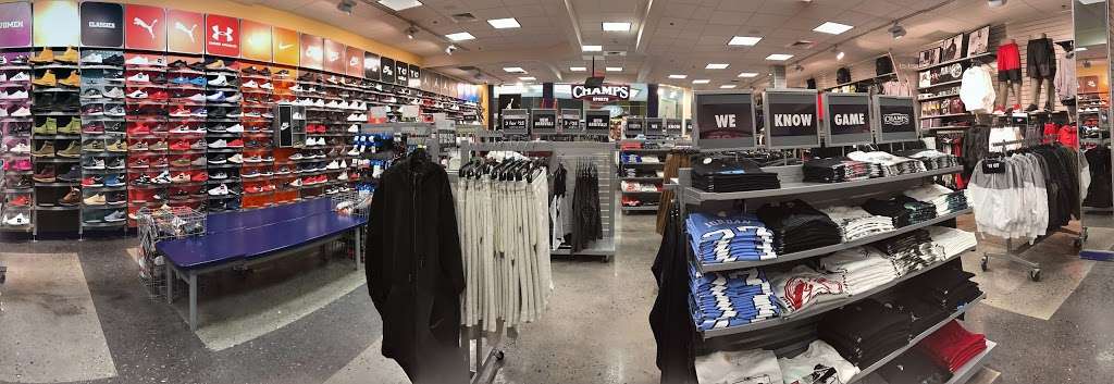 Champs Sports | 1250 Baltimore Pike, Springfield, PA 19064 | Phone: (610) 328-3690