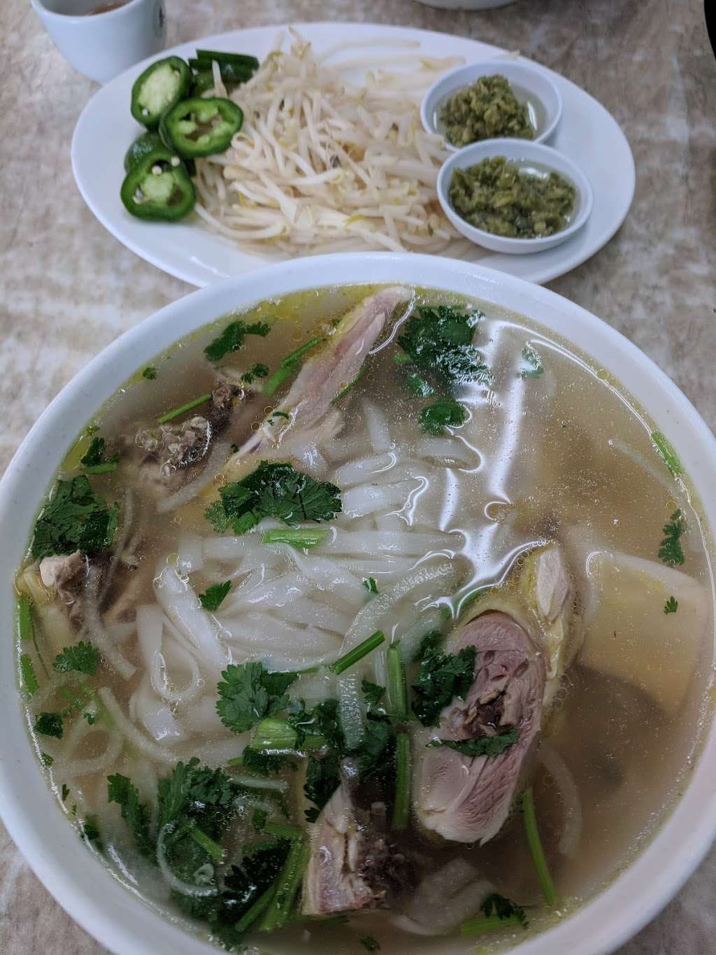 Wing Wah Pho Ga Restaurant | 1221 E 12th St, Oakland, CA 94606 | Phone: (510) 533-6690