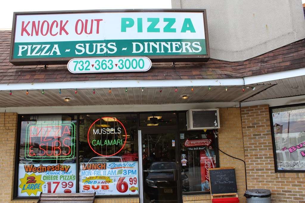 Knockout Pizza | 60 Chambers Bridge Rd, Lakewood, NJ 08701, USA | Phone: (732) 363-3000