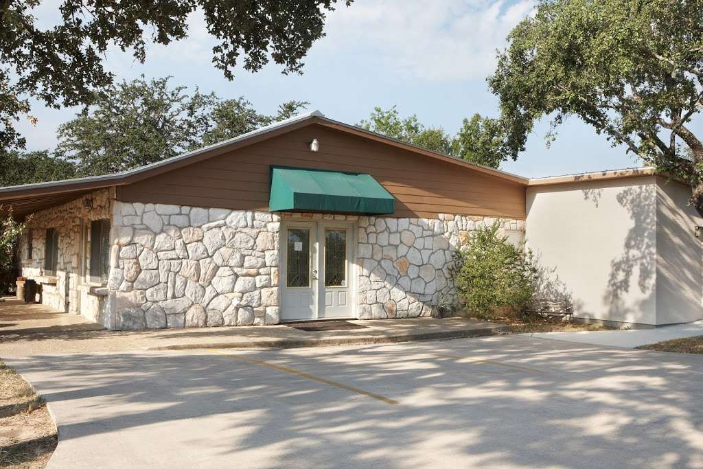 Helotes Chiropractic Clinic | 13667 Bandera Rd, Helotes, TX 78023, USA | Phone: (210) 695-5557