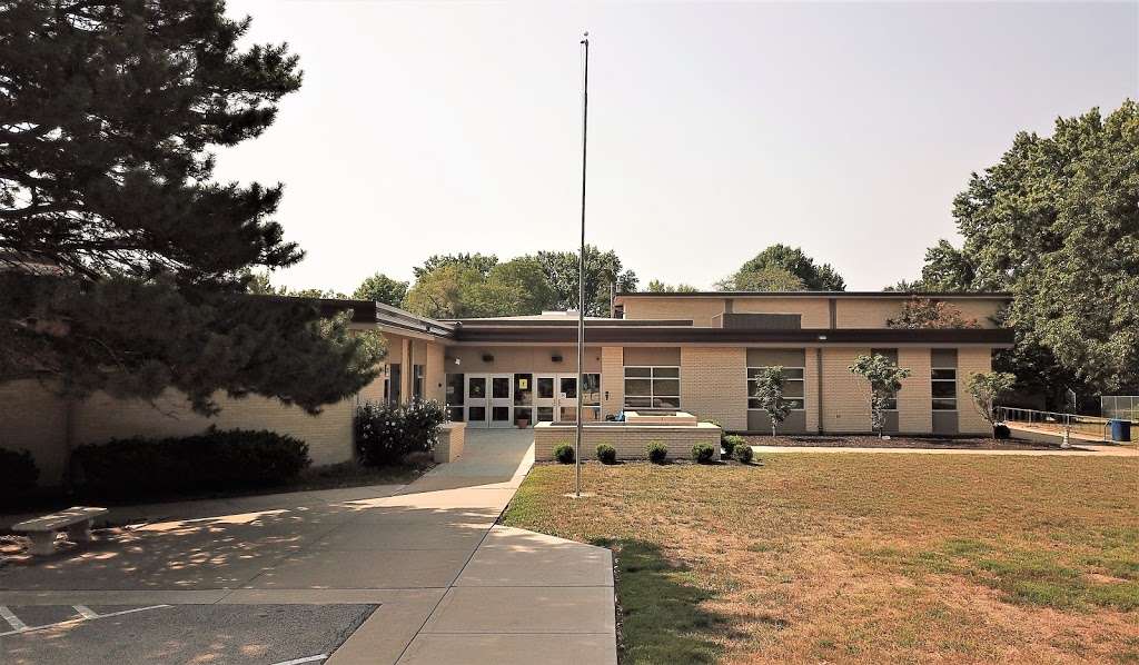 Westwood View Elementary School | 2511 W 50th St, Westwood, KS 66205 | Phone: (913) 993-5800